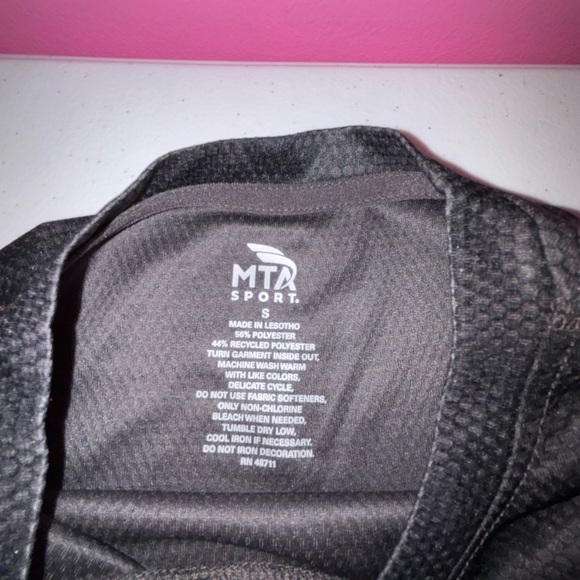 MTA Sport Men’s Black Short Sleeve Tee - Picture 6 of 8